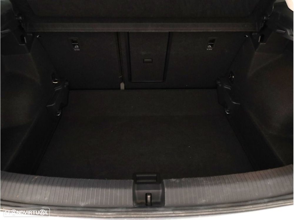 VW T-Roc 1.0 TSI Urban - 22