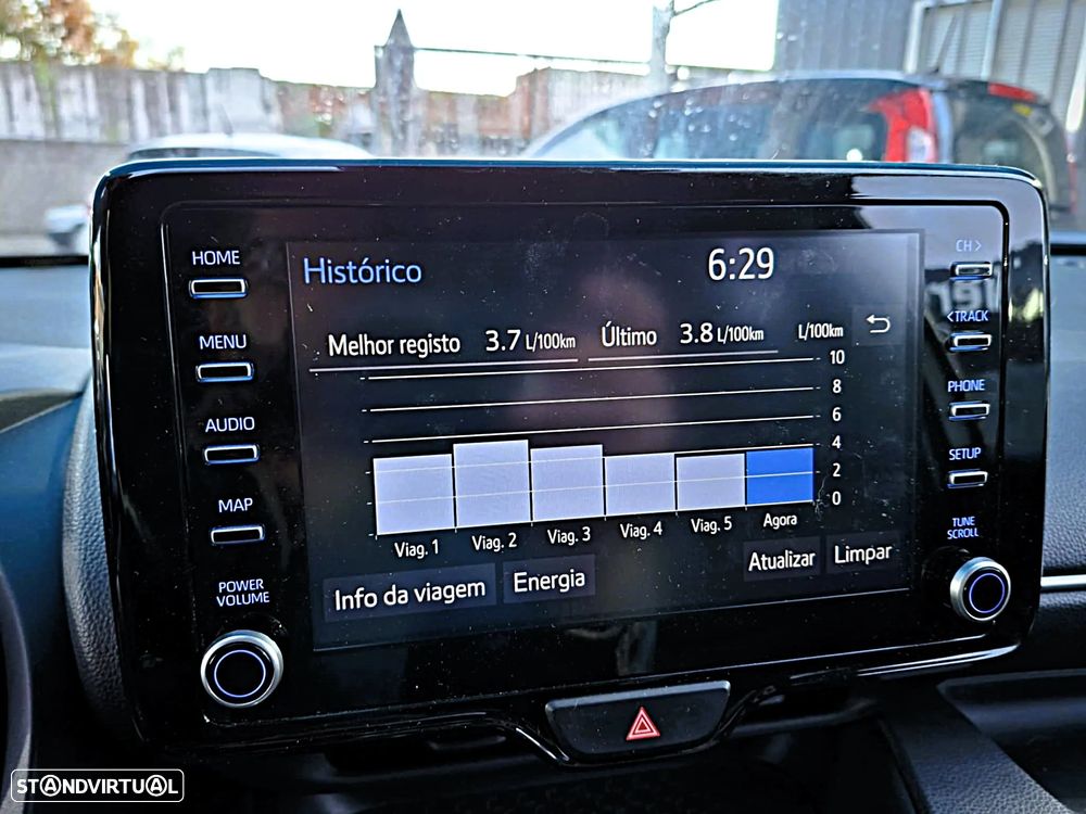 Toyota Yaris 1.5 HDF Exclusive - 17