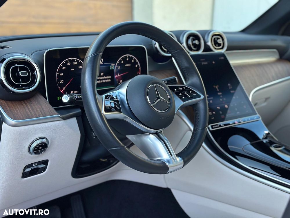 Mercedes-Benz GLC 300 4MATIC 9G-TRONIC Edition Avantgarde - 25
