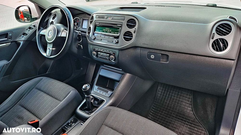 Volkswagen Tiguan - 15