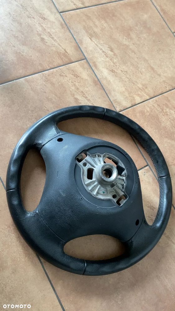 KIEROWNICA SKÓRA MULTI MULTIFUNKCJA BMW F20 F21 F30 F31 6791304 - 2
