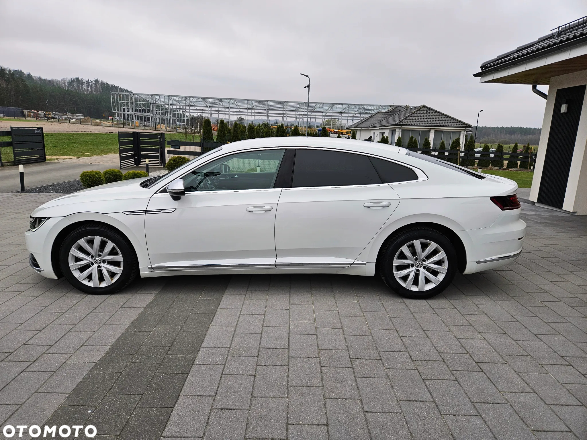 Volkswagen Arteon 2.0 TDI Bi-Turbo SCR 4Mot Elegance DSG - 2