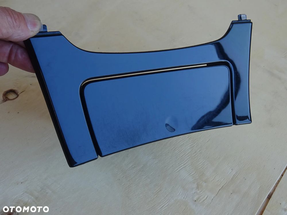 POPIELNICZKA GNIAZDO 12V PANEL DESKI CZARNY DEKOR OPEL INSIGNIA A - 13