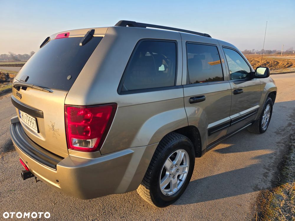 Jeep Grand Cherokee - 34