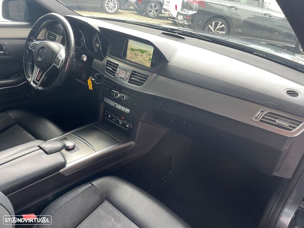 Mercedes-Benz E 300 Bluetec Hybrid Avantgarde - 24