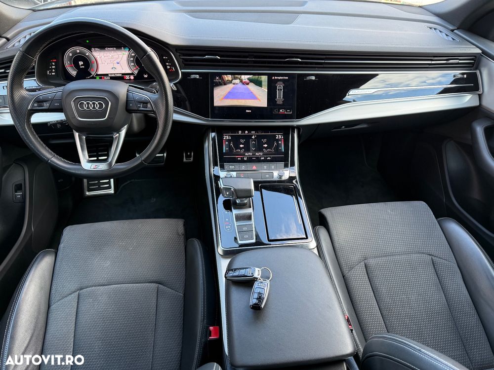 Audi Q8 - 3