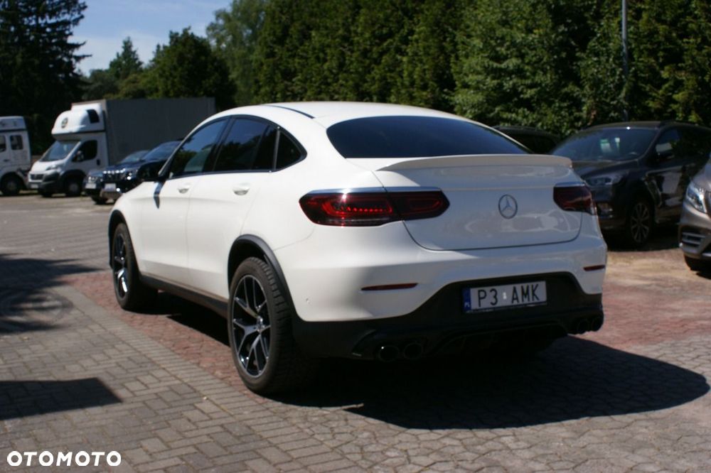 Mercedes-Benz GLC - 11