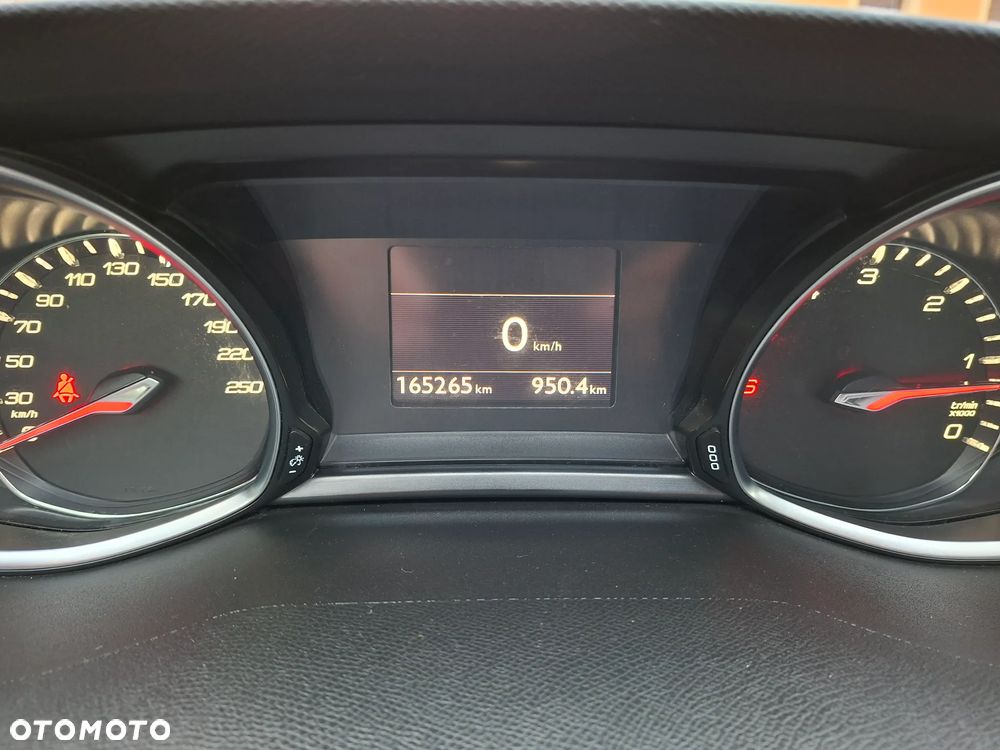 Peugeot 308 BlueHDi 150 Stop & Start Business-Line - 26