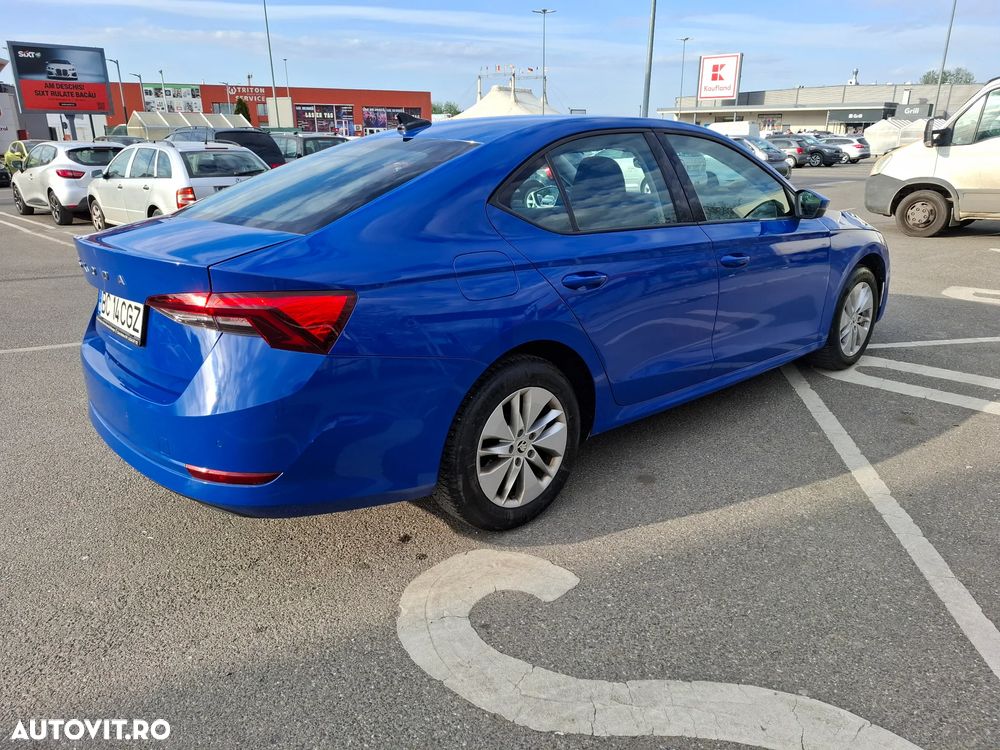 Skoda Octavia 2.0 TDI DSG Ambition - 3