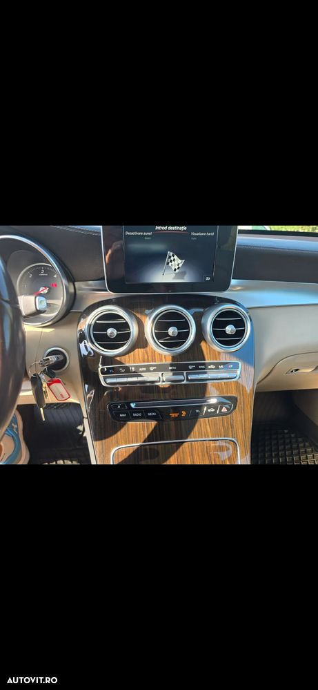 Mercedes-Benz GLC 220 d 4MATIC - 8