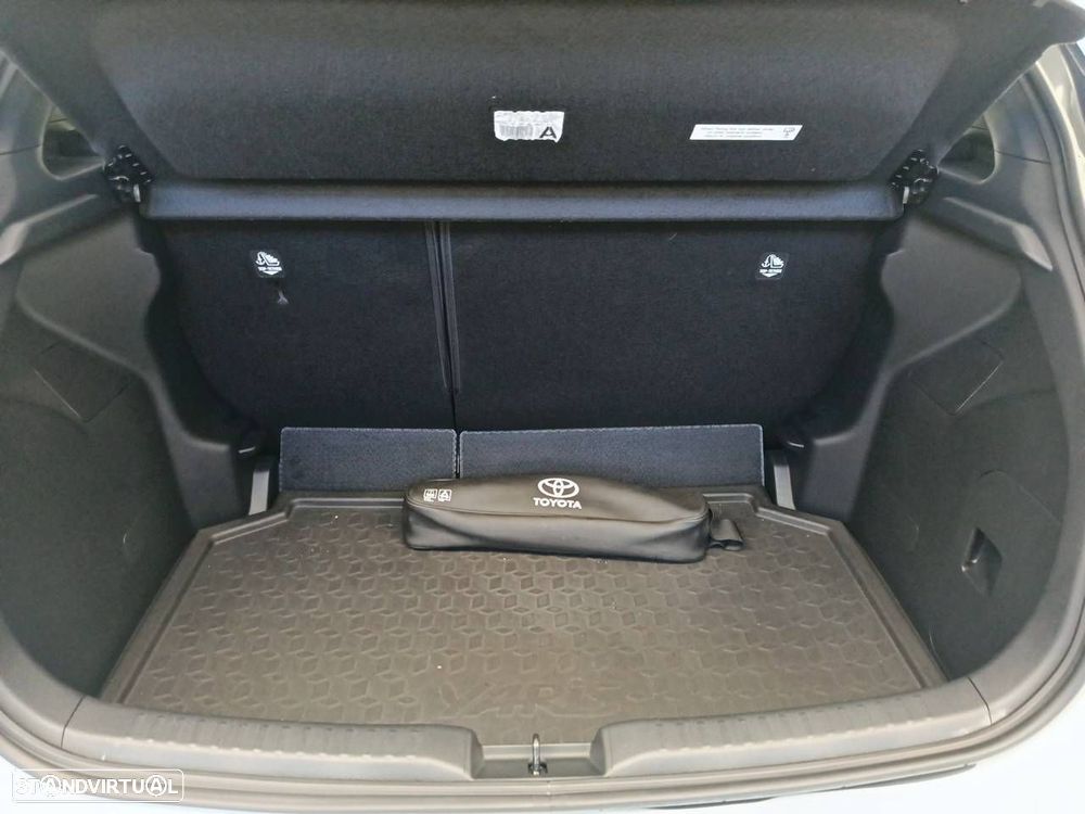 Toyota Yaris 1.5 VVT-iE Aut Club - 6