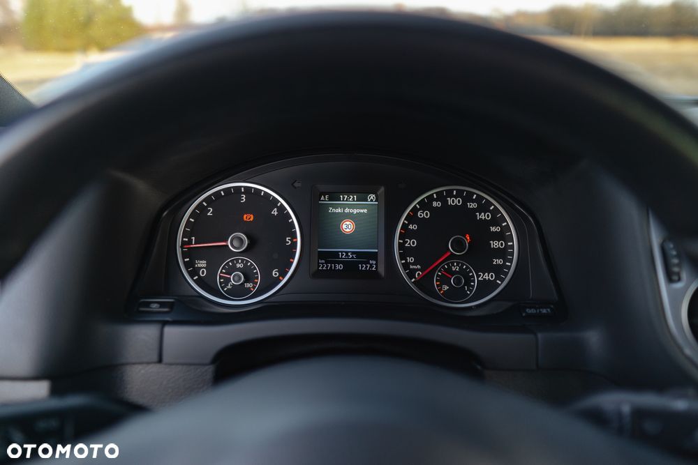 Volkswagen Tiguan 2.0 TDI R-Style - 20