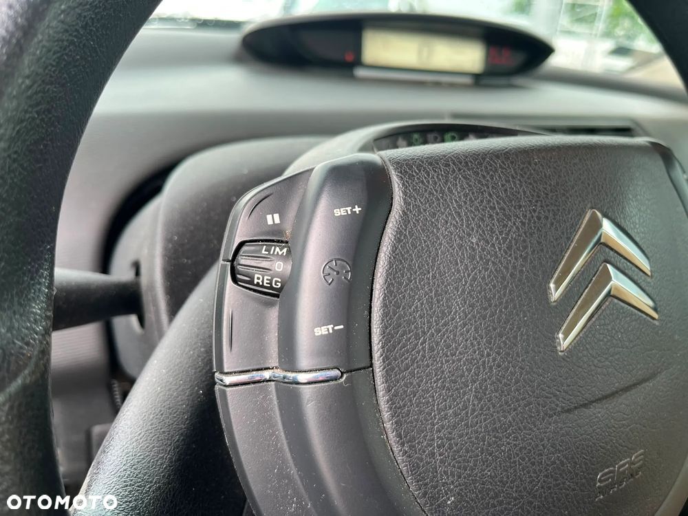 Citroën C4 1.6 16V Exclusive - 10