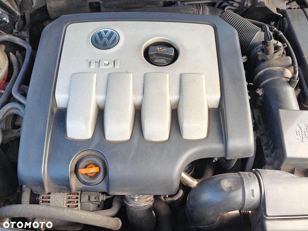 Volkswagen Passat 2.0 Blue TDI SCR Highline - 20