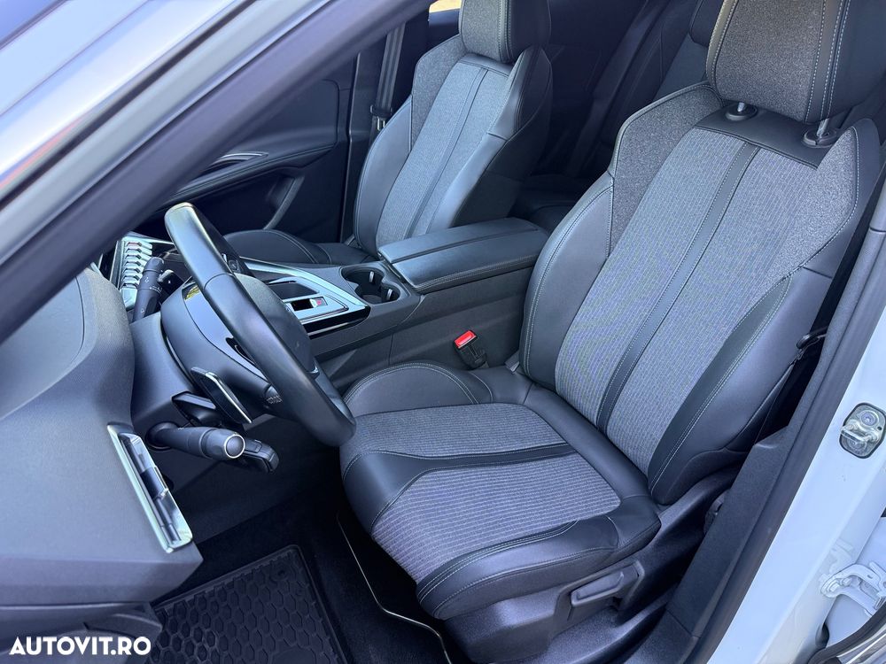 Peugeot 3008 1.5 BlueHDI 130 S&S EAT8 Allure - 22