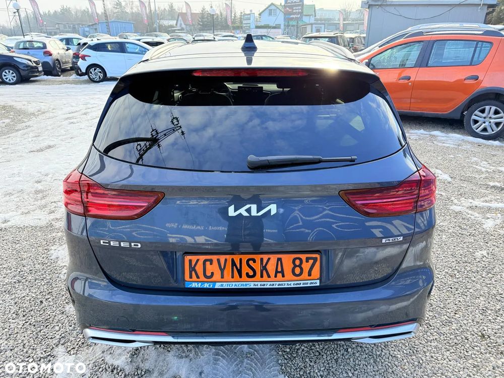 Kia Ceed 1.6 GDI PHEV L DCT - 7