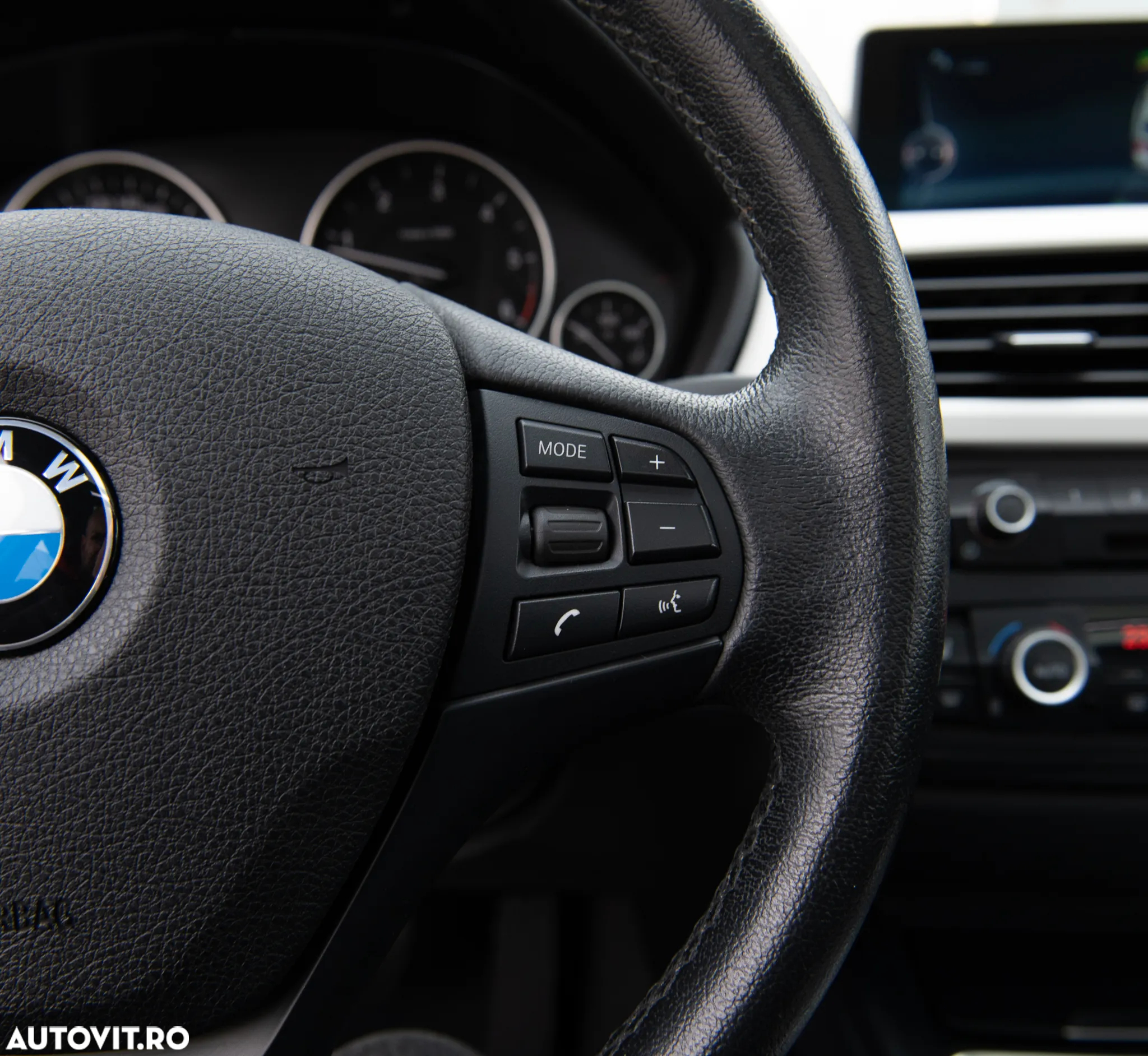 BMW Seria 3 320d Touring Aut. - 15