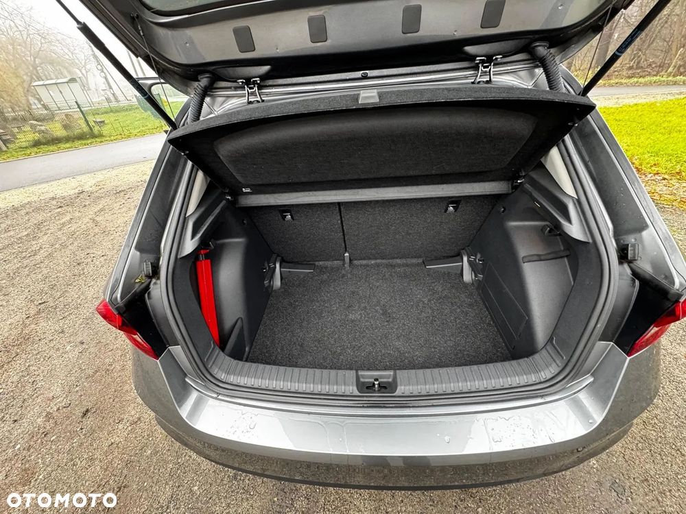 Skoda Fabia 1.0 Ambition - 10