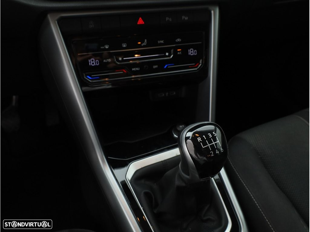 VW T-Roc 1.0 TSI Life - 19
