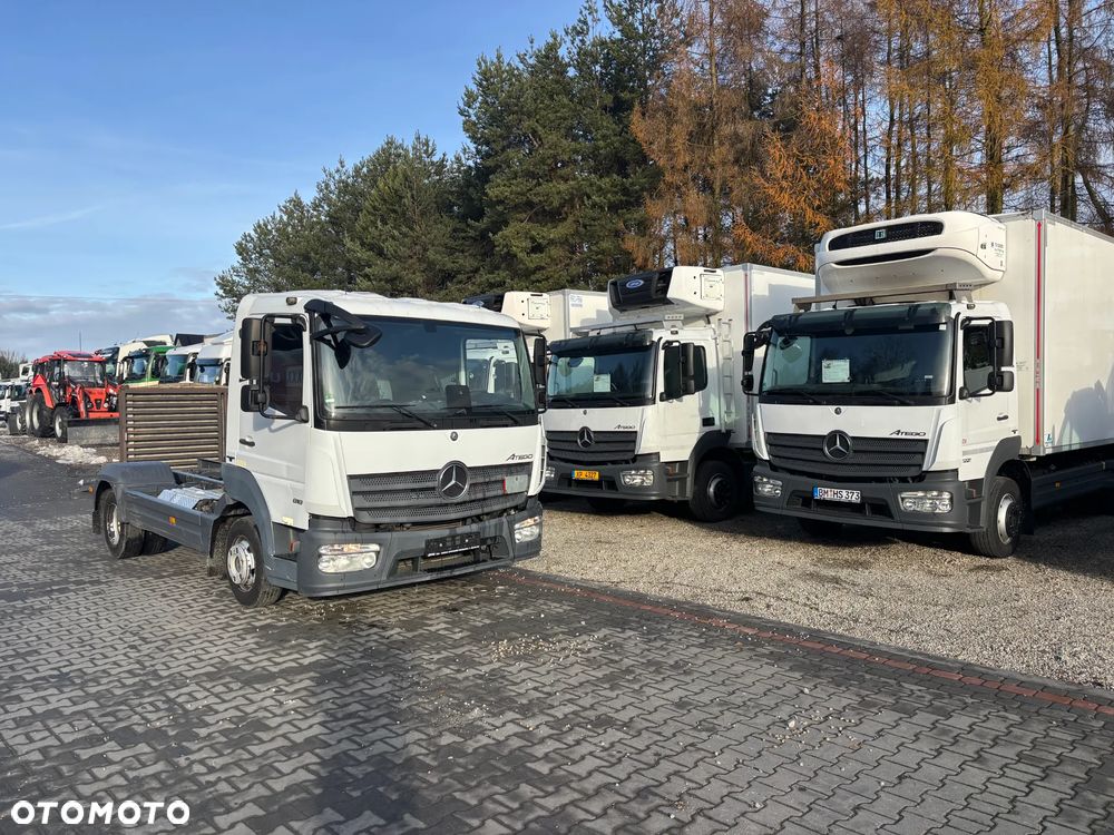 Mercedes-Benz Atego Krótki rozstaw osi Wywrot Kiper Blokada mostu Hakowiec Skibicki King  818 821 921 1018 1221 1218 1224 1523 1527 - 1