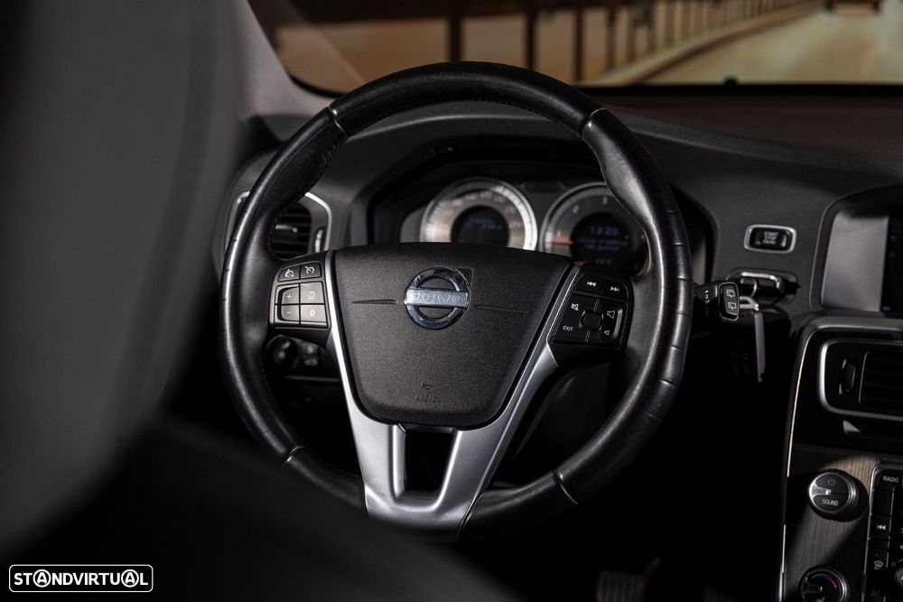 Volvo V60 2.0 D4 Kinetic - 12