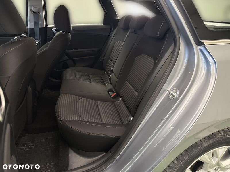 Kia Ceed 1.5 T-GDI M - 20