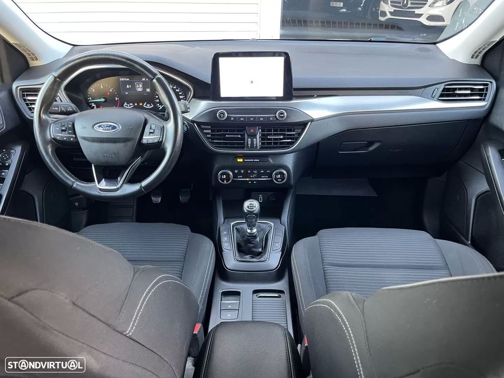 Ford Focus SW 1.5 EcoBlue S&S TITANIUM DESIGN - 48