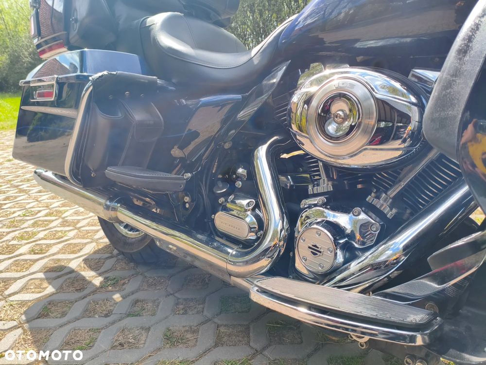 Harley-Davidson FLH Electra Glide - 11