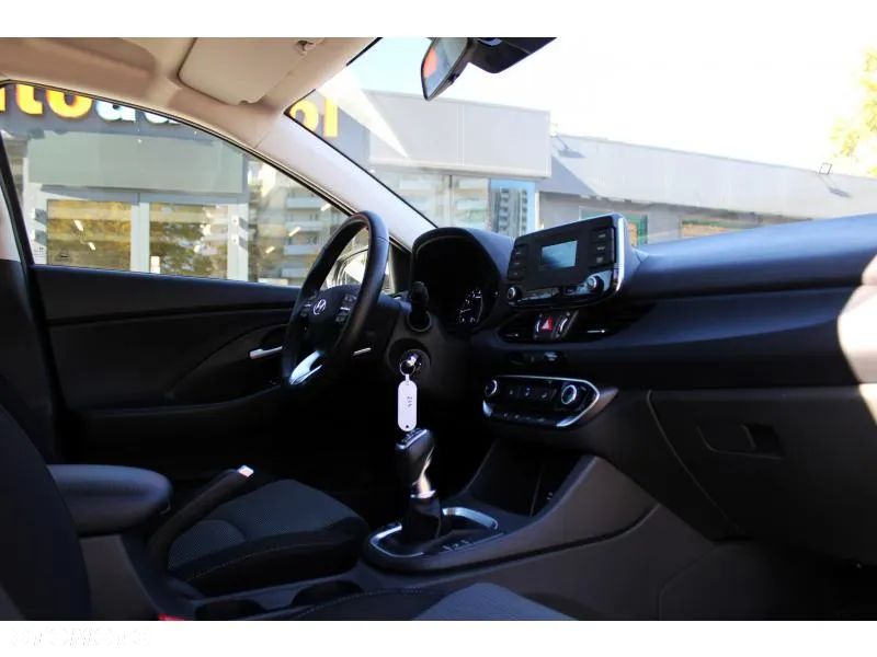 Hyundai i30 1.5 T-GDI 48V Modern - 13