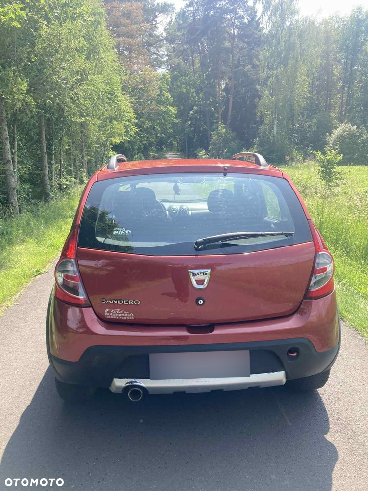 Dacia Sandero Stepway 1.6 - 15