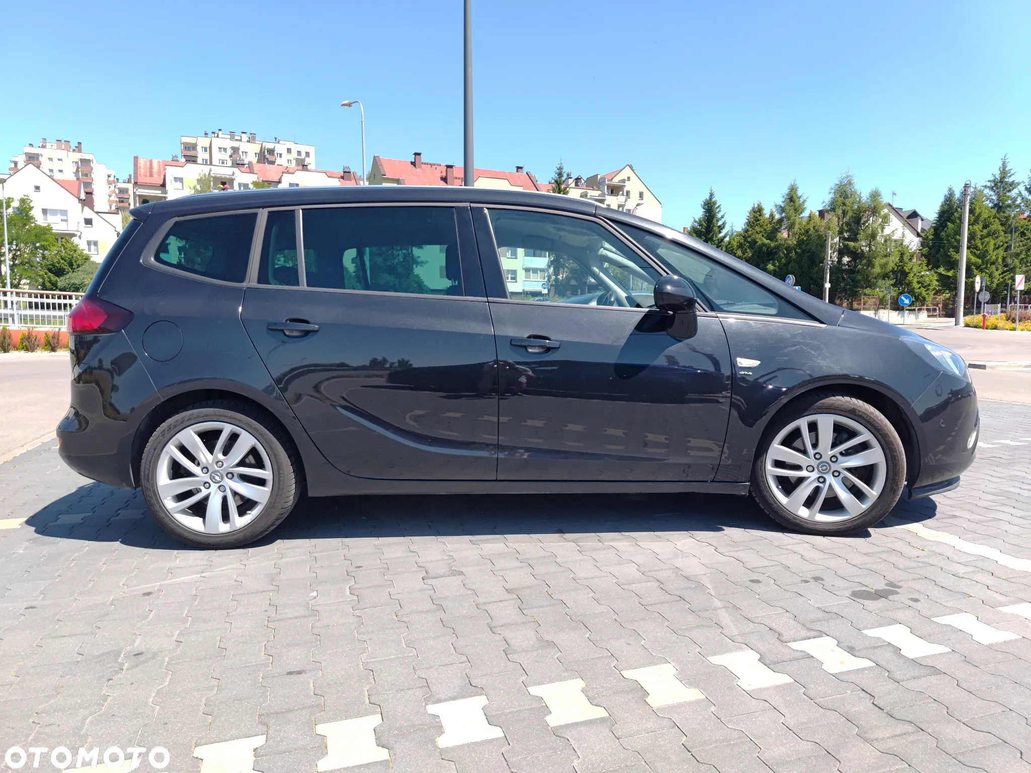 Opel Zafira 2.0 D (CDTI) Automatik Business Edition - 3