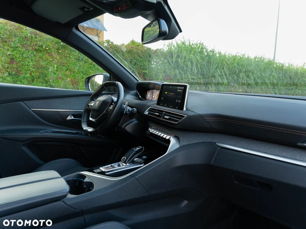 Peugeot 5008 1.6 PureTech GT Line S&S EAT8 - 24