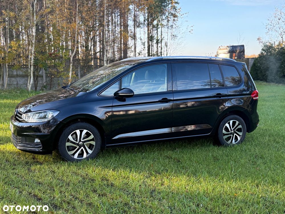 Volkswagen Touran 2.0 TDI SCR DSG ACTIVE - 2