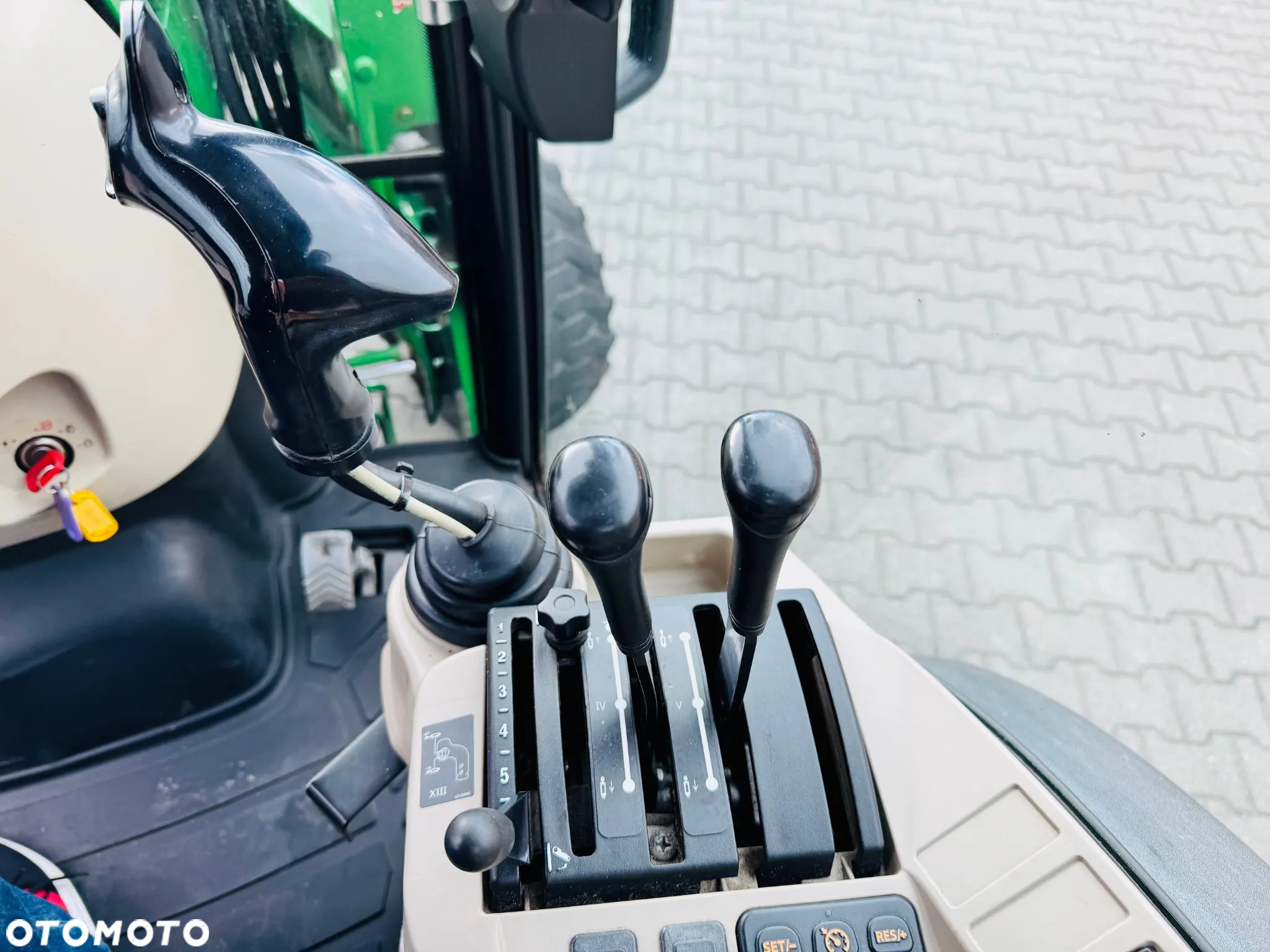 John Deere Seria R 4049R Dostępny od ręki w stanie idealnym - 36