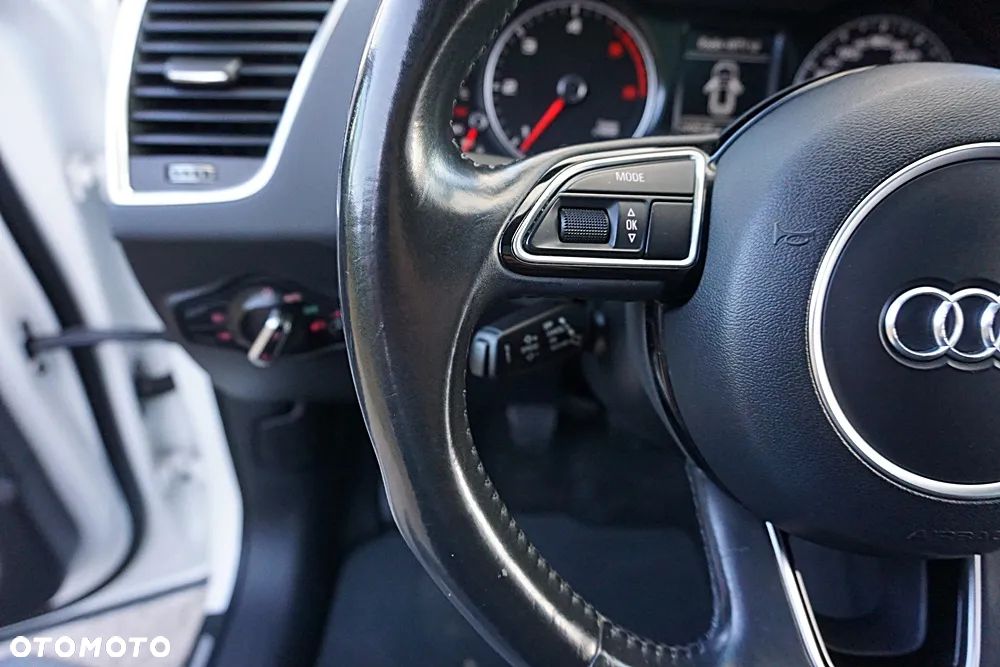 Audi Q5 2.0 TDI quattro - 23