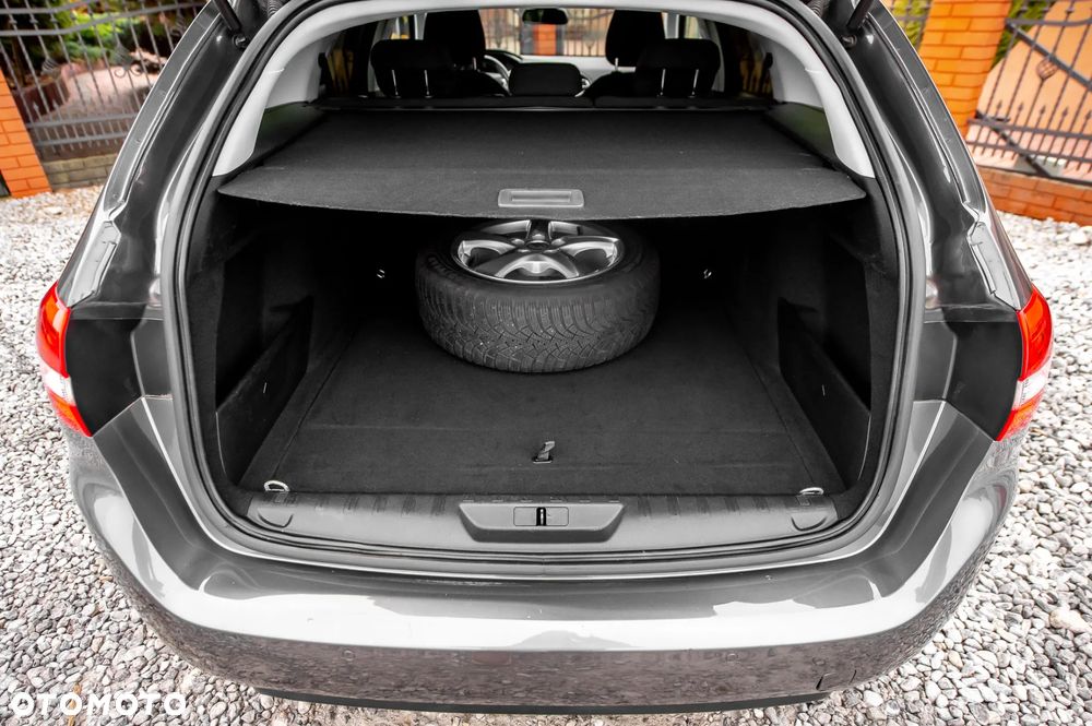 Peugeot 308 BlueHDi 130 EAT8 Allure - 14