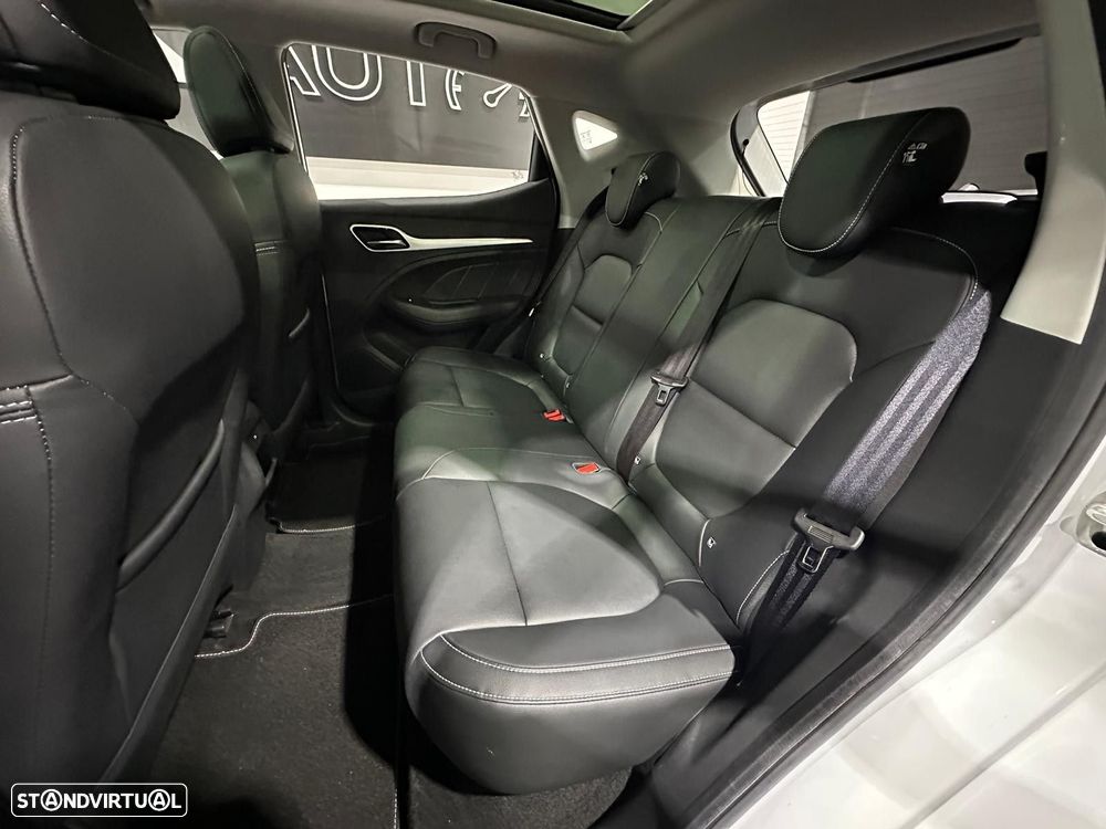 MG ZS EV Luxury - 29
