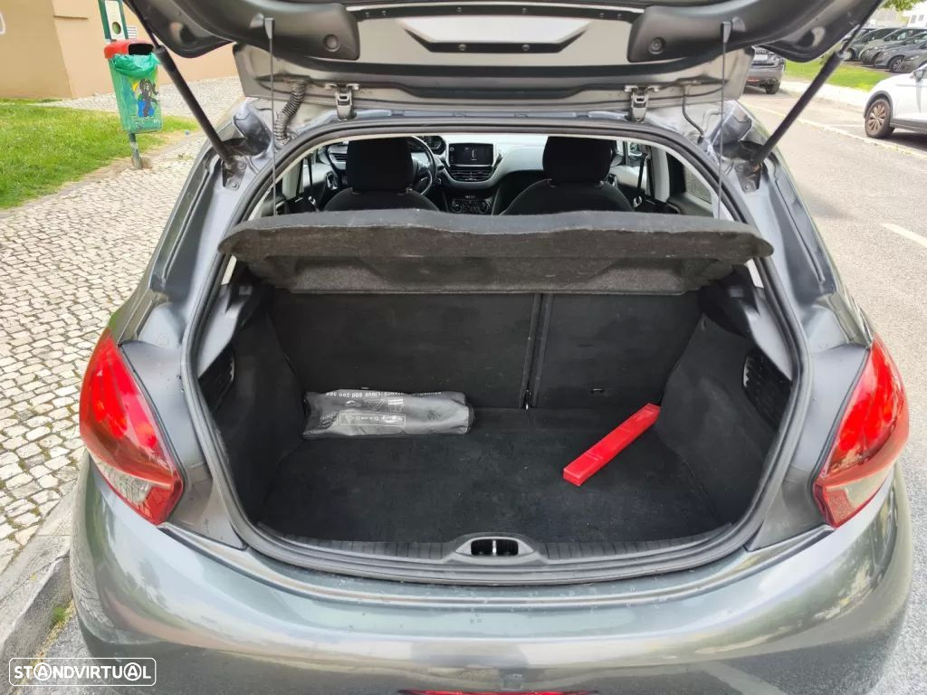 Peugeot 208 1.2 PureTech Style - 20