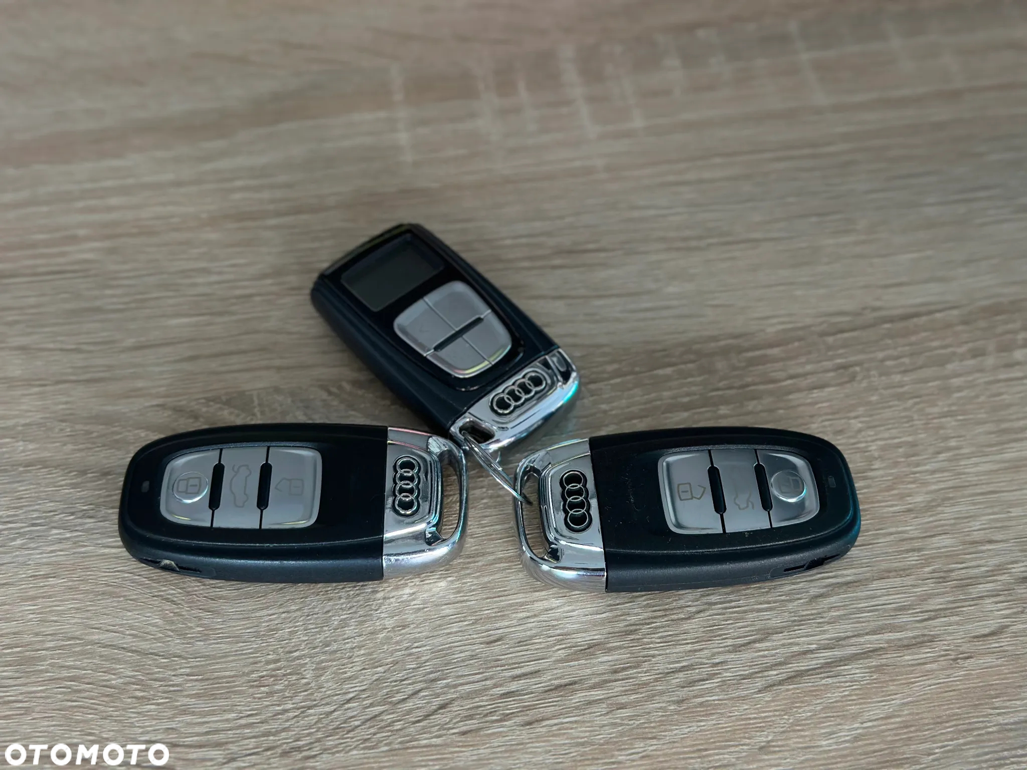 Audi A6 Avant 2.0 TDI quattro S tronic - 24