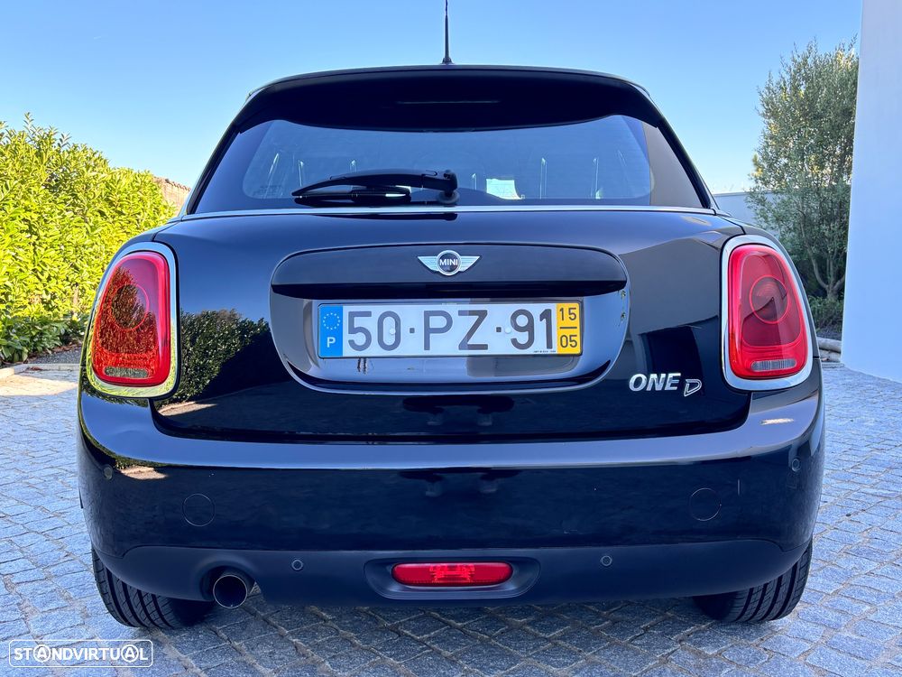 MINI 5 Portas One D - 14