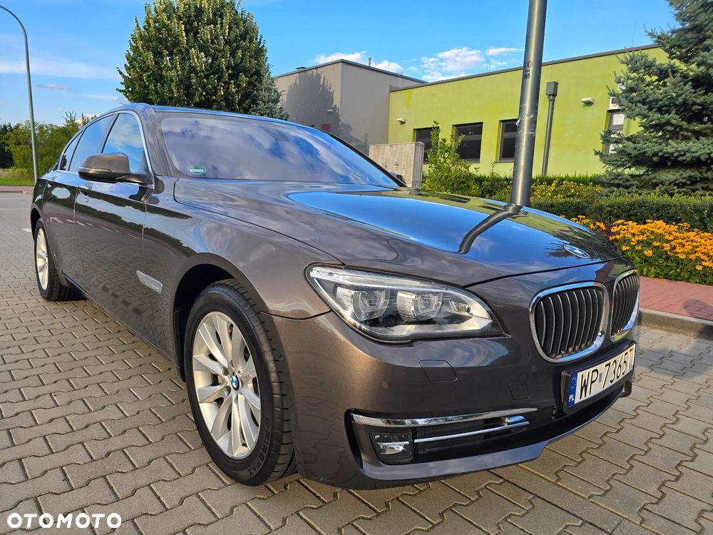 BMW Seria 7 750d xDrive Blue Performance Edition Exclusive - 4