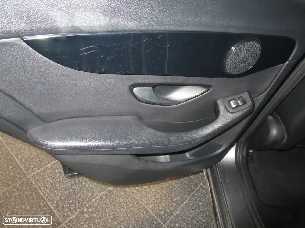 Mercedes-Benz C 200 BlueTEC Avantgarde Aut. - 17