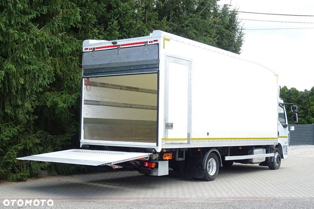 DAF LF 210 euro 6 kontener aerodynamiczny winda ,339tys.km - 9