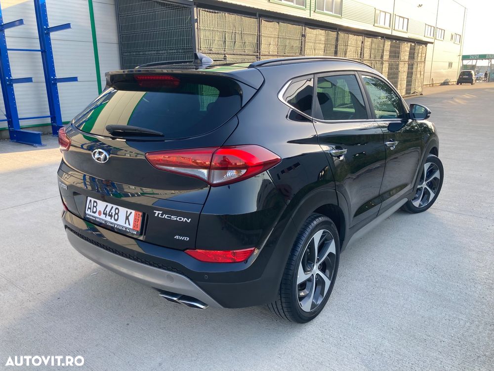 Hyundai Tucson 2.0 CRDI 4WD Premium - 38