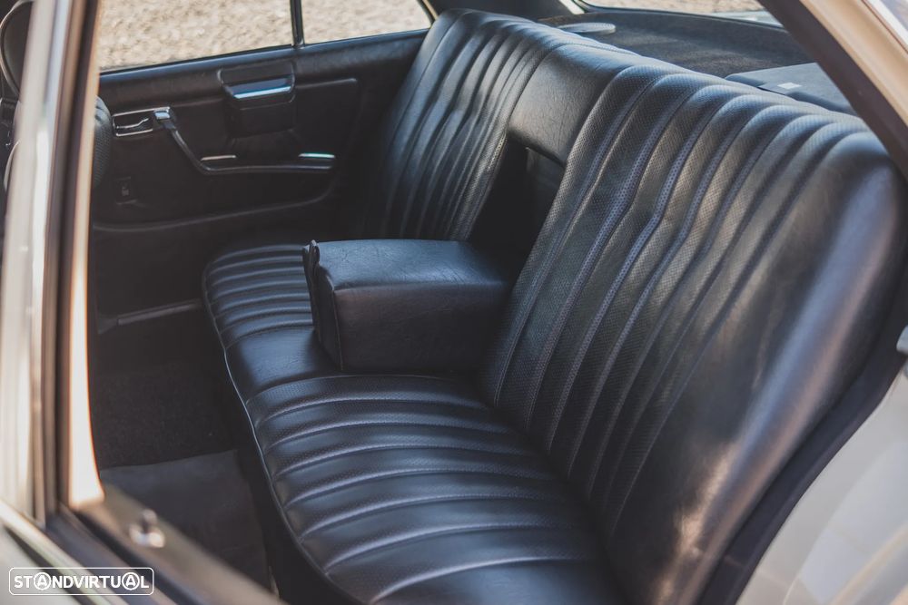 Mercedes-Benz W123 (1976-1986) - 21
