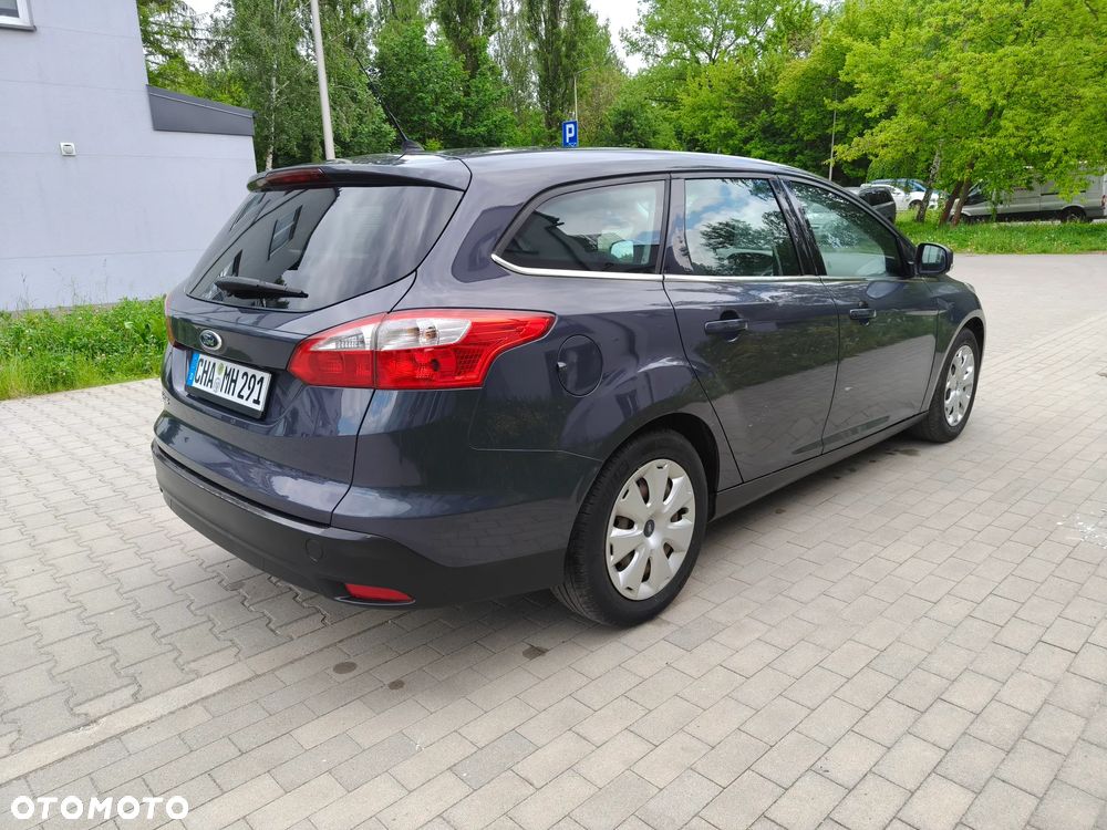 Ford Focus - 14