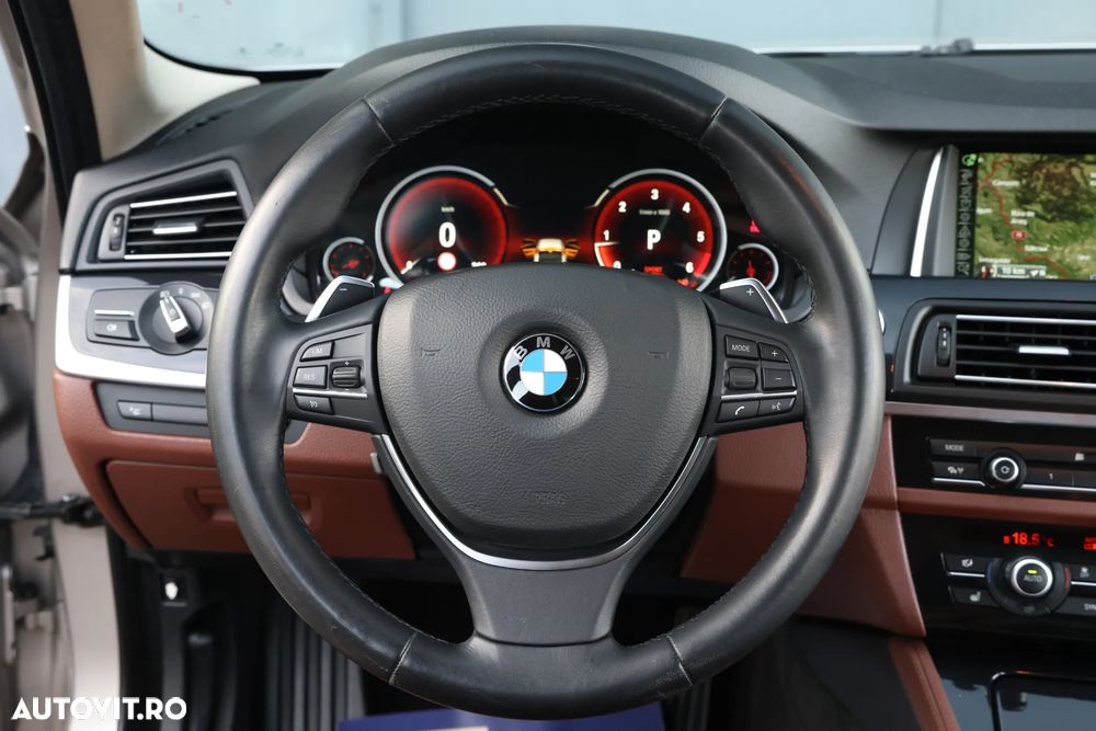 BMW Seria 5 520d Aut. - 27