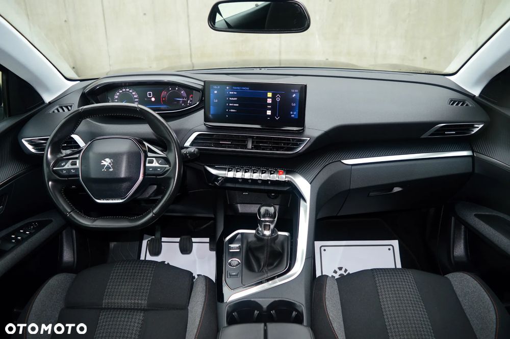 Peugeot 3008 - 13