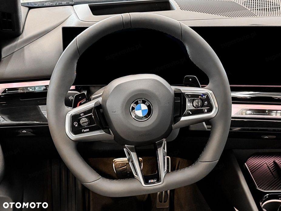 BMW Seria 5 520d xDrive mHEV M Sport - 10