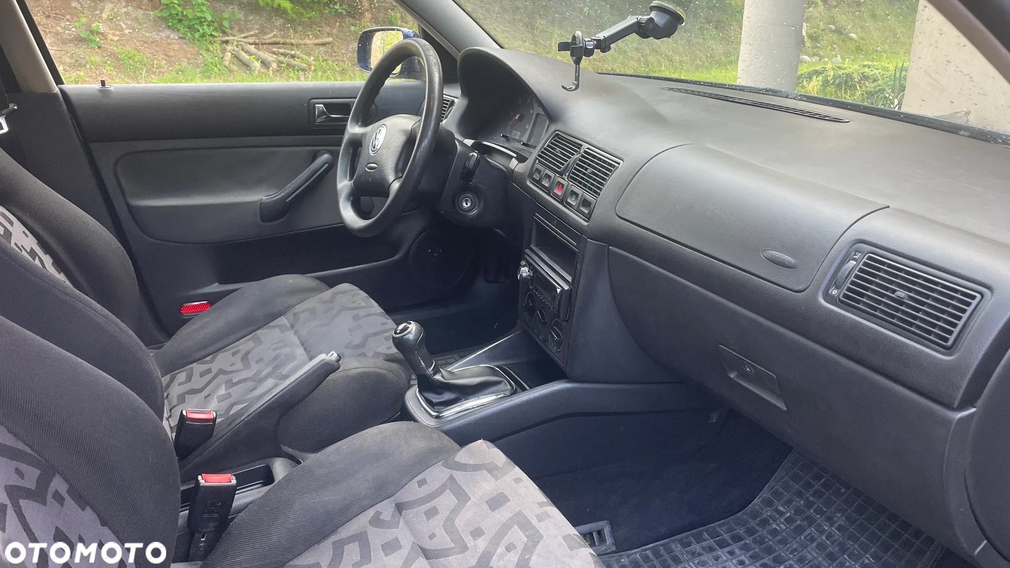 Volkswagen Golf 1.9 TDI - 6